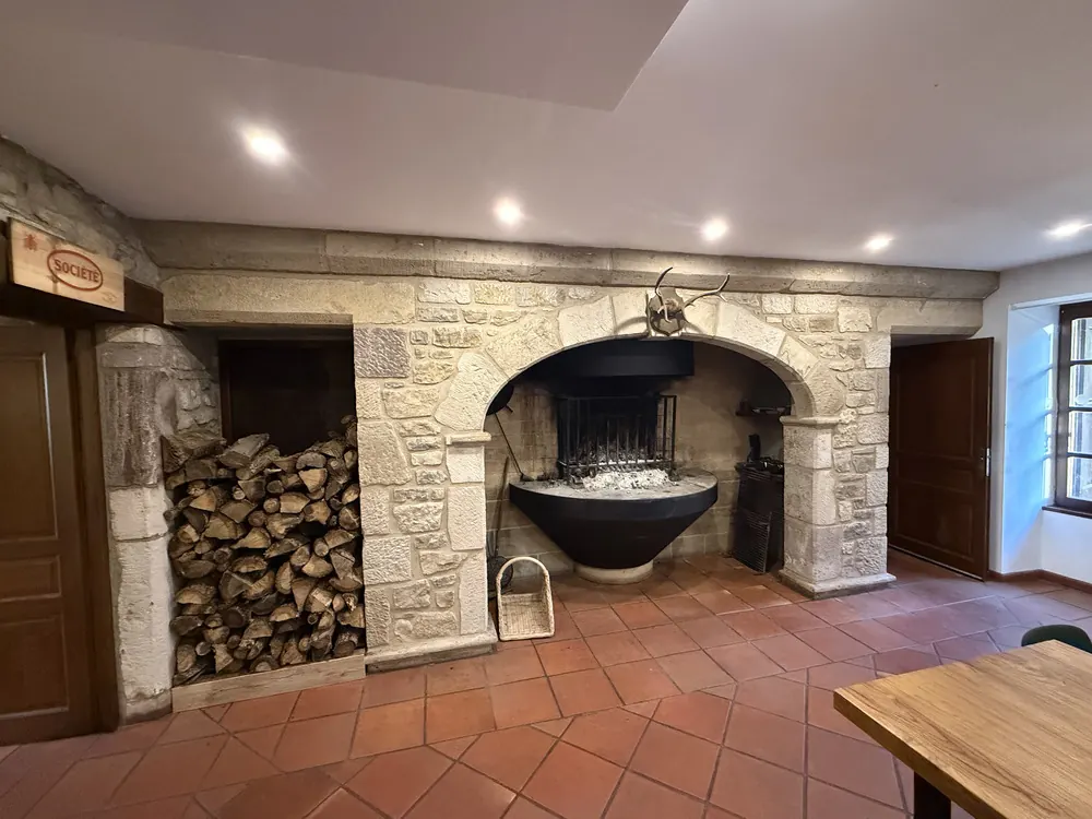 Salle à manger & cheminée